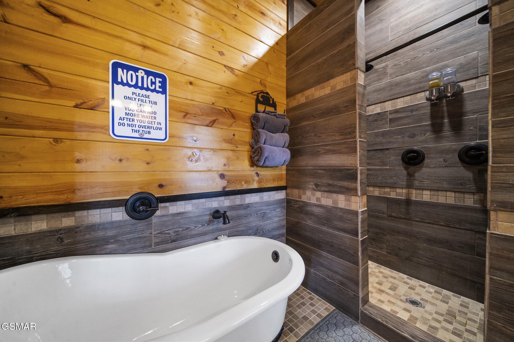 1156 Hemlock Drive Gatlinburg TN 37738