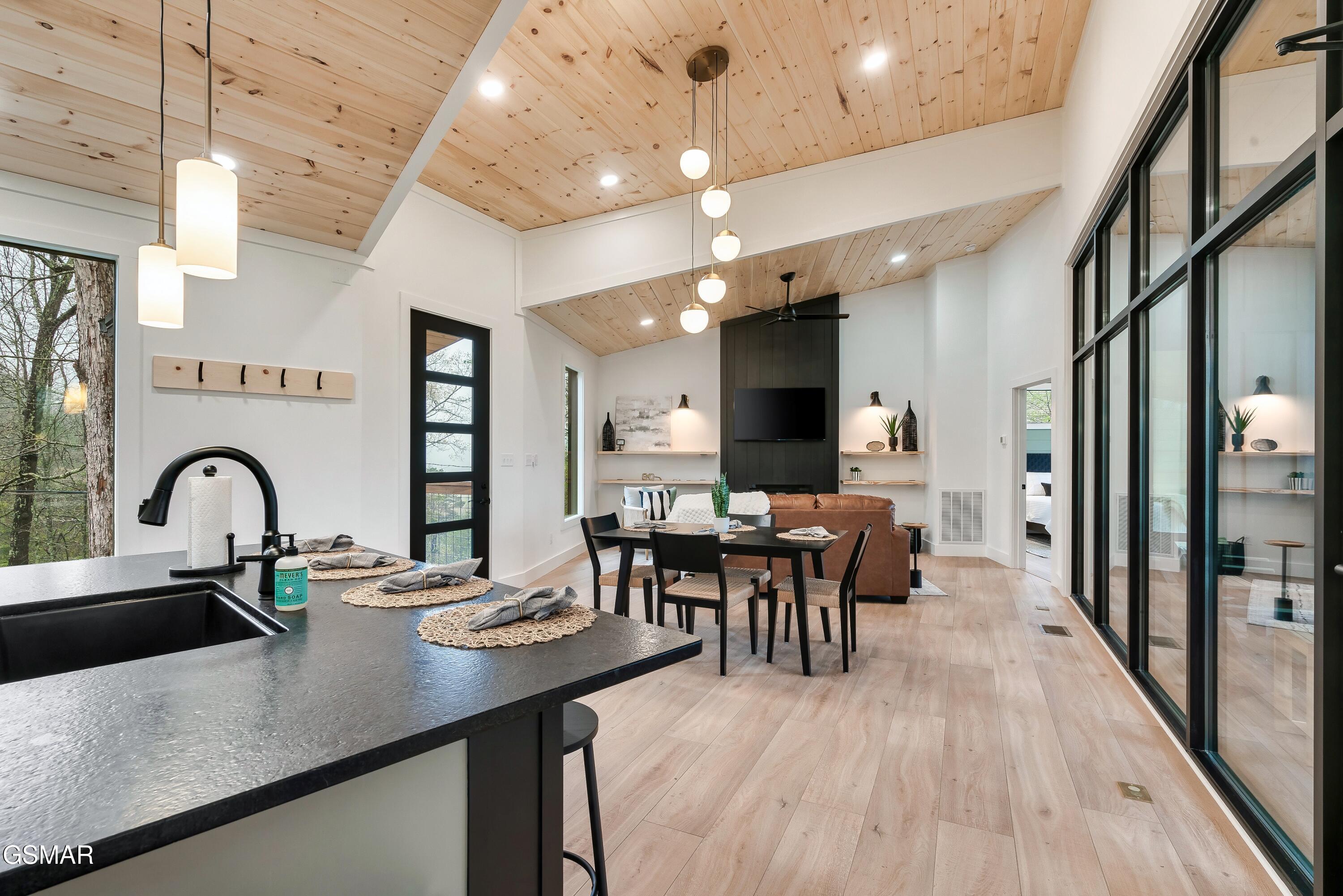 1079 Pleasure Road Sevierville TN 37876