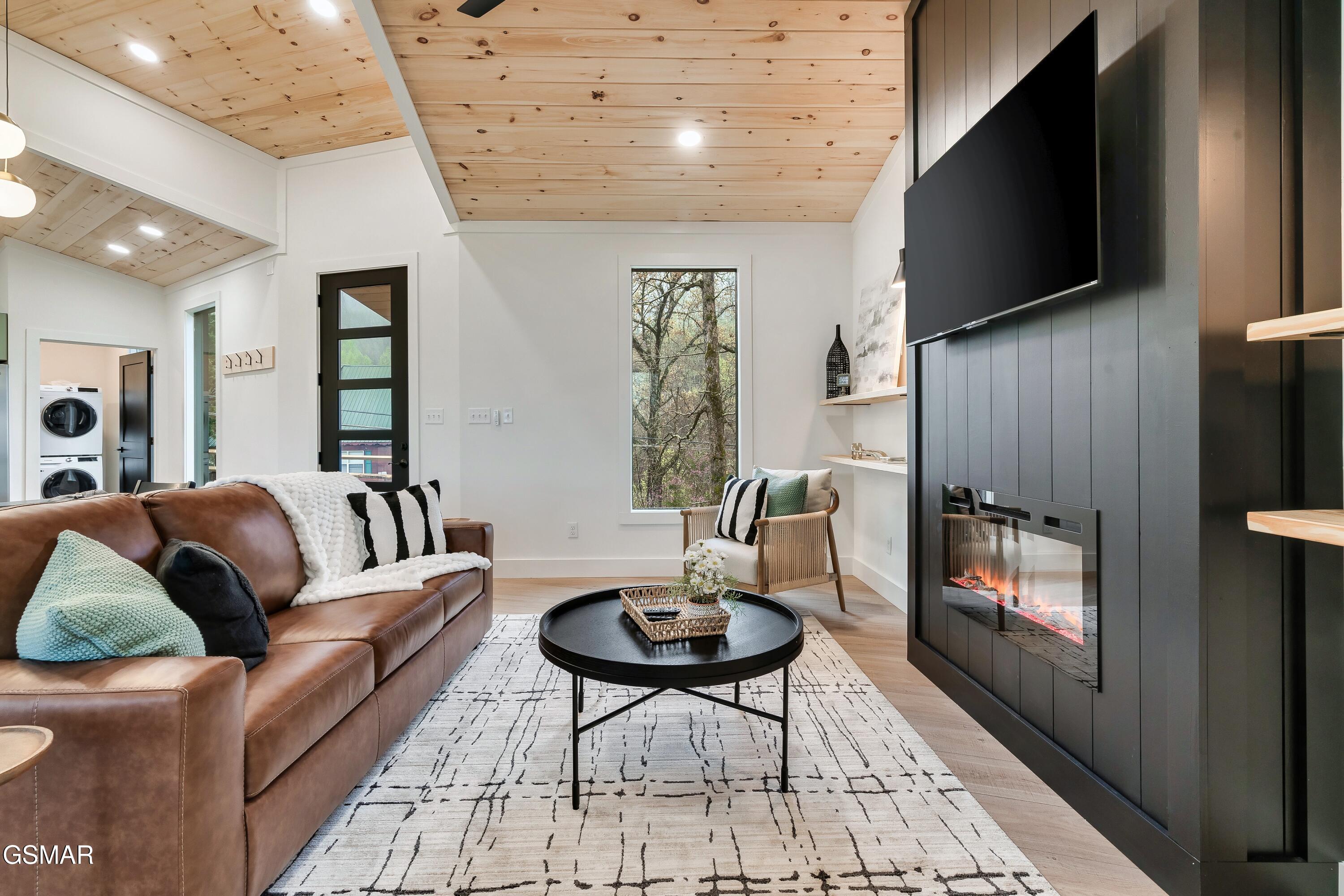 1079 Pleasure Road Sevierville TN 37876