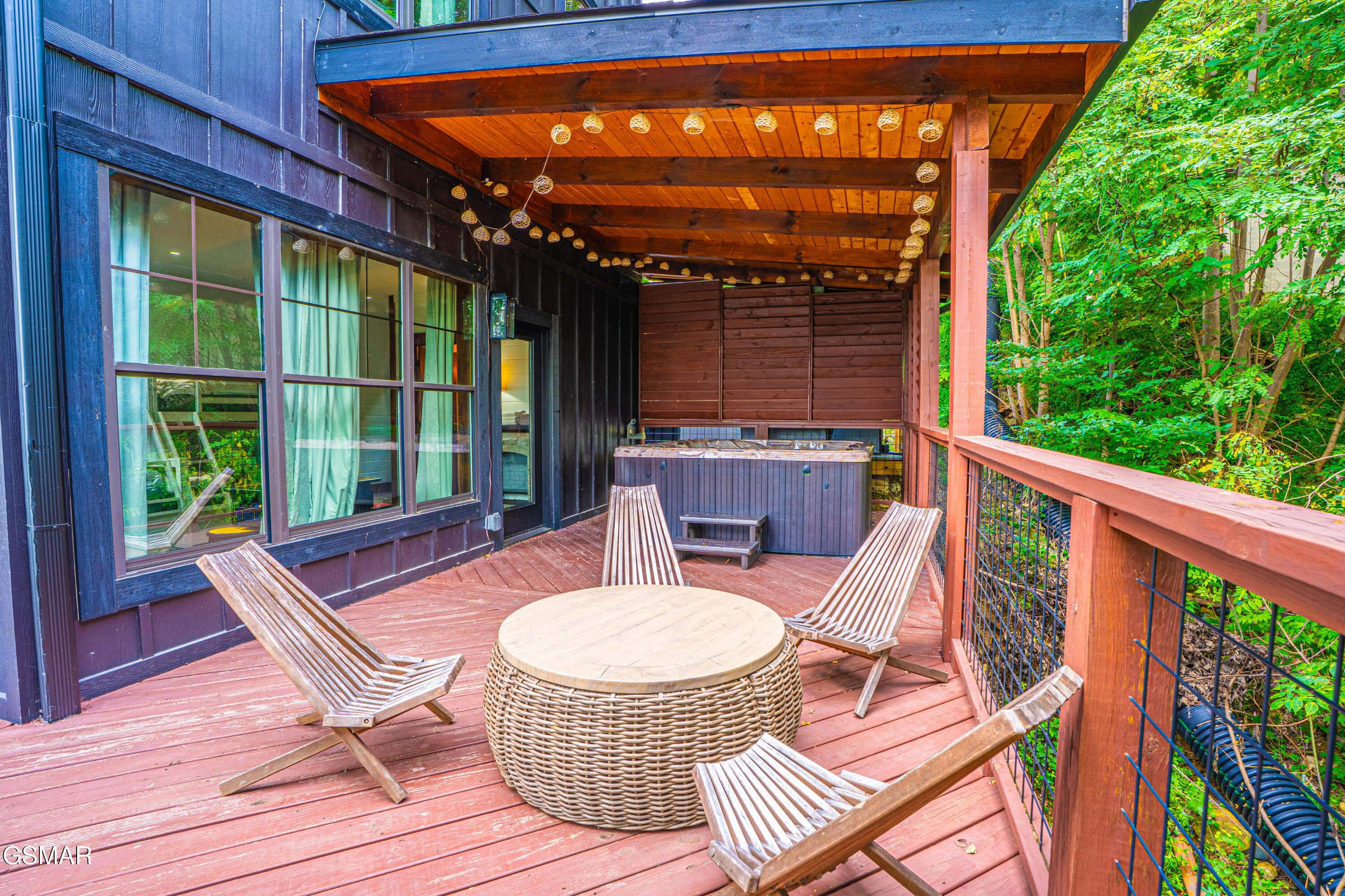 887 Sourwood Drive Gatlinburg TN 37738