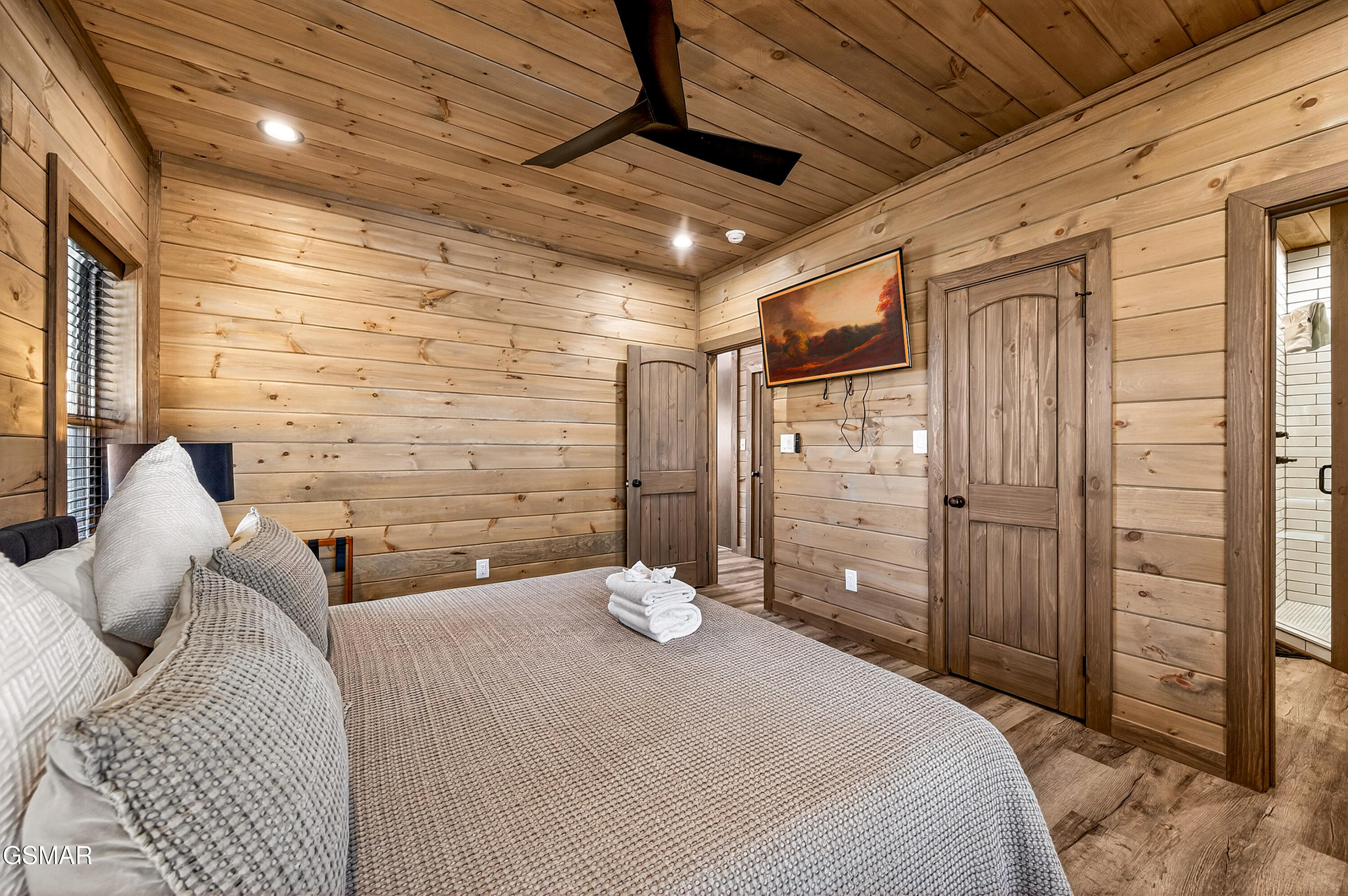 3051 Hatcher Top Road Sevierville TN 37862