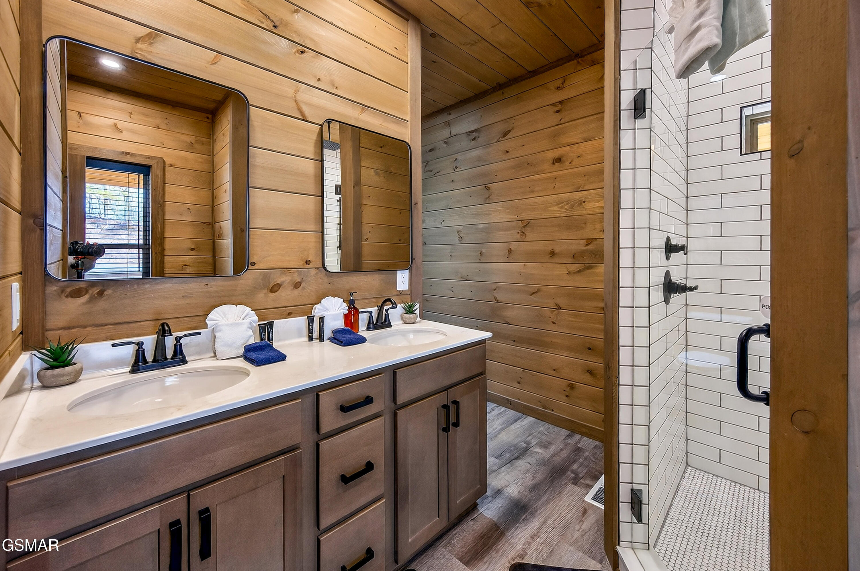 3051 Hatcher Top Road Sevierville TN 37862