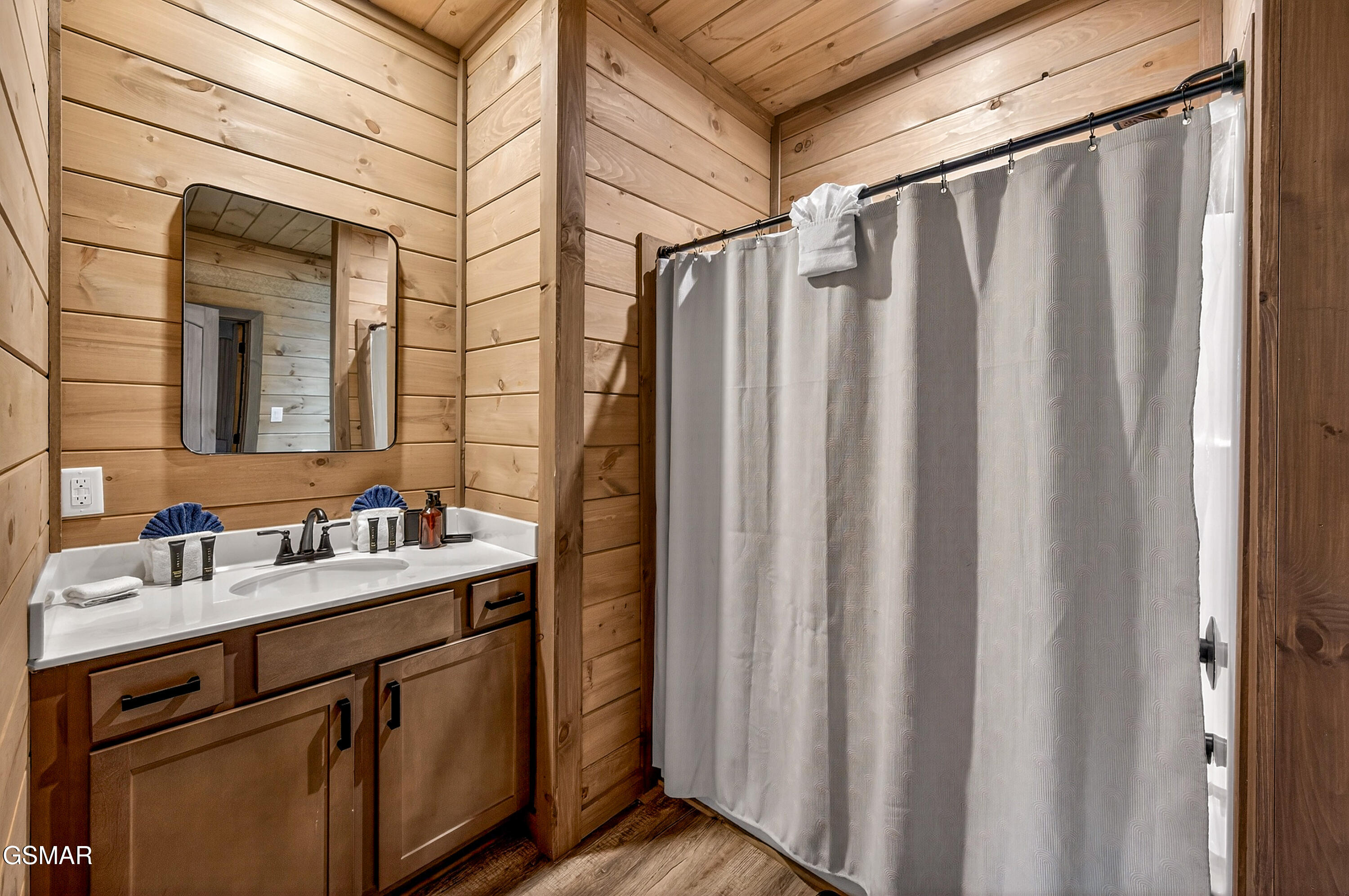 3051 Hatcher Top Road Sevierville TN 37862