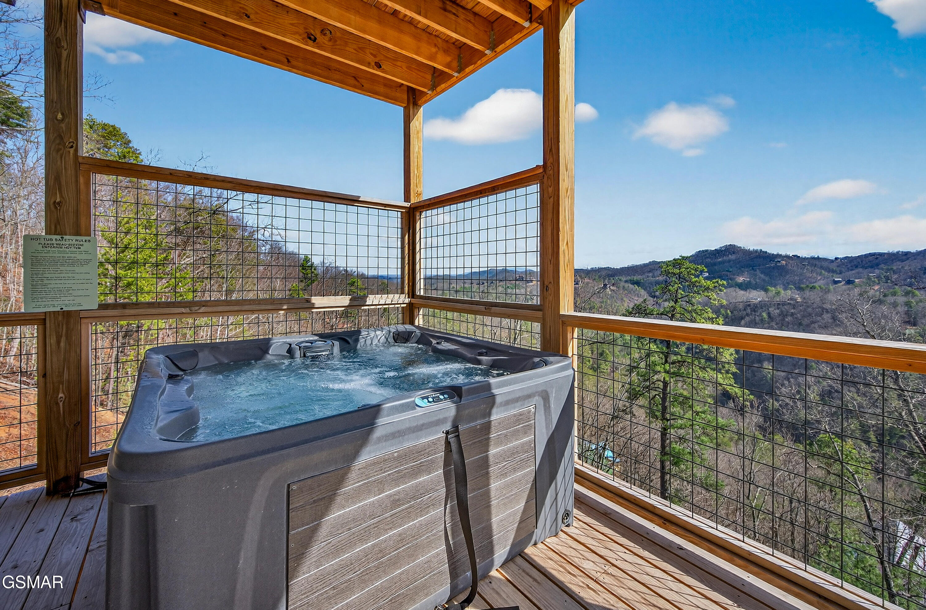 3051 Hatcher Top Road Sevierville TN 37862