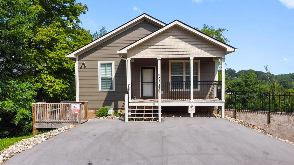 1103 Sanctuary Shores Way Sevierville TN 37876