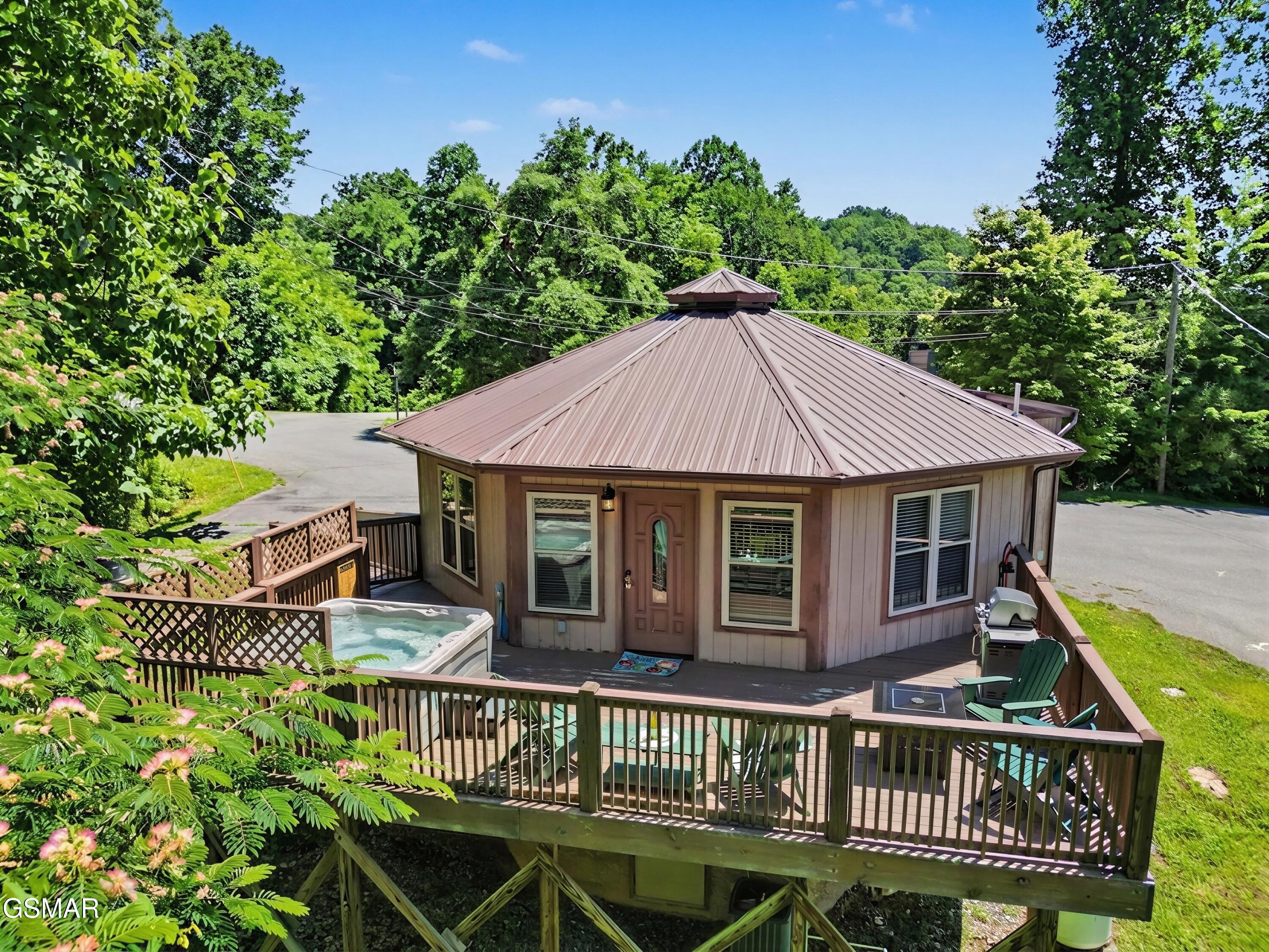 717 Valley View Lane Gatlinburg TN 37738