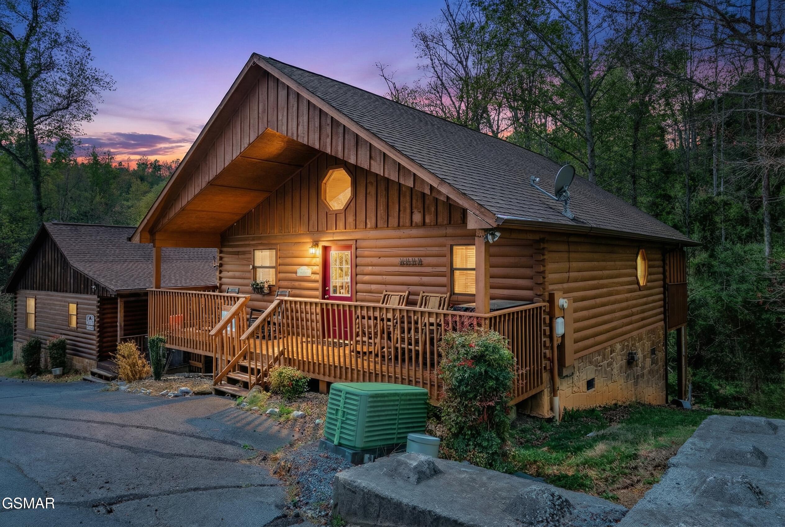 1505 Bears Den Way Sevierville TN 37862