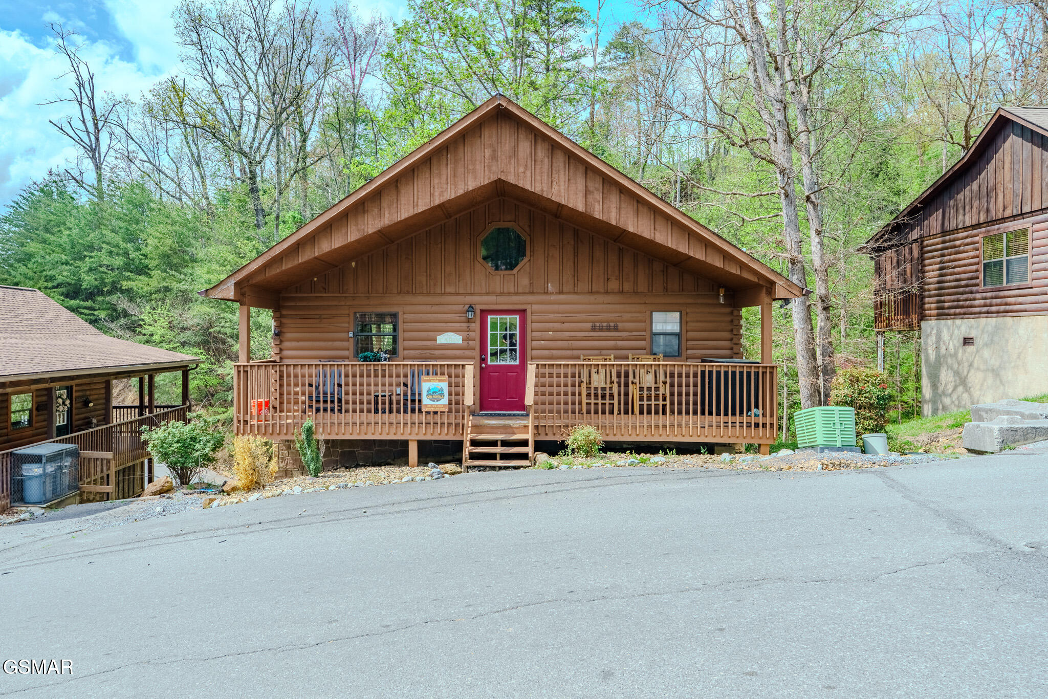 1505 Bears Den Way Sevierville TN 37862