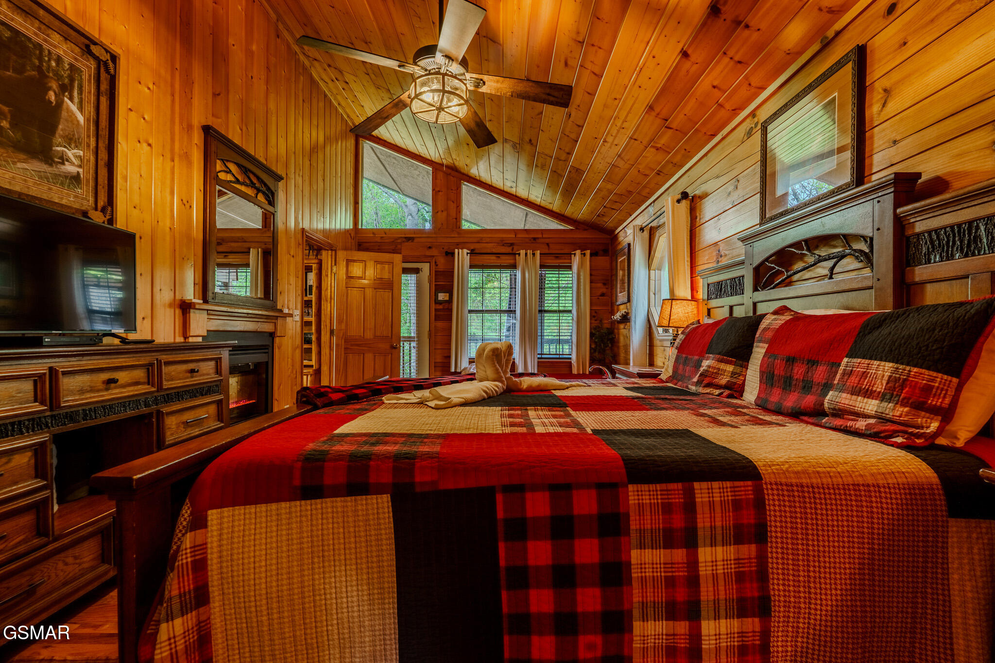 1505 Bears Den Way Sevierville TN 37862