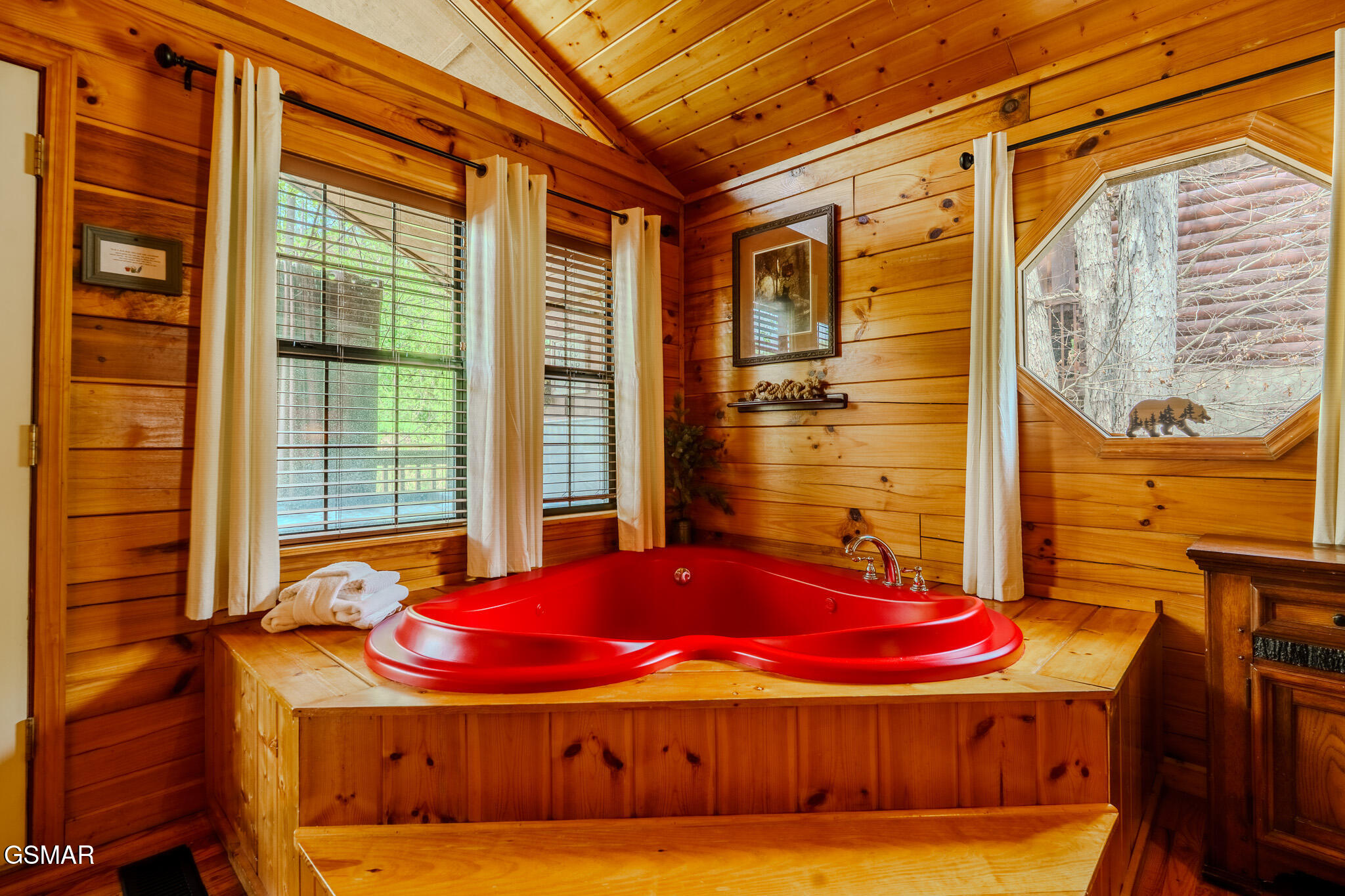 1505 Bears Den Way Sevierville TN 37862