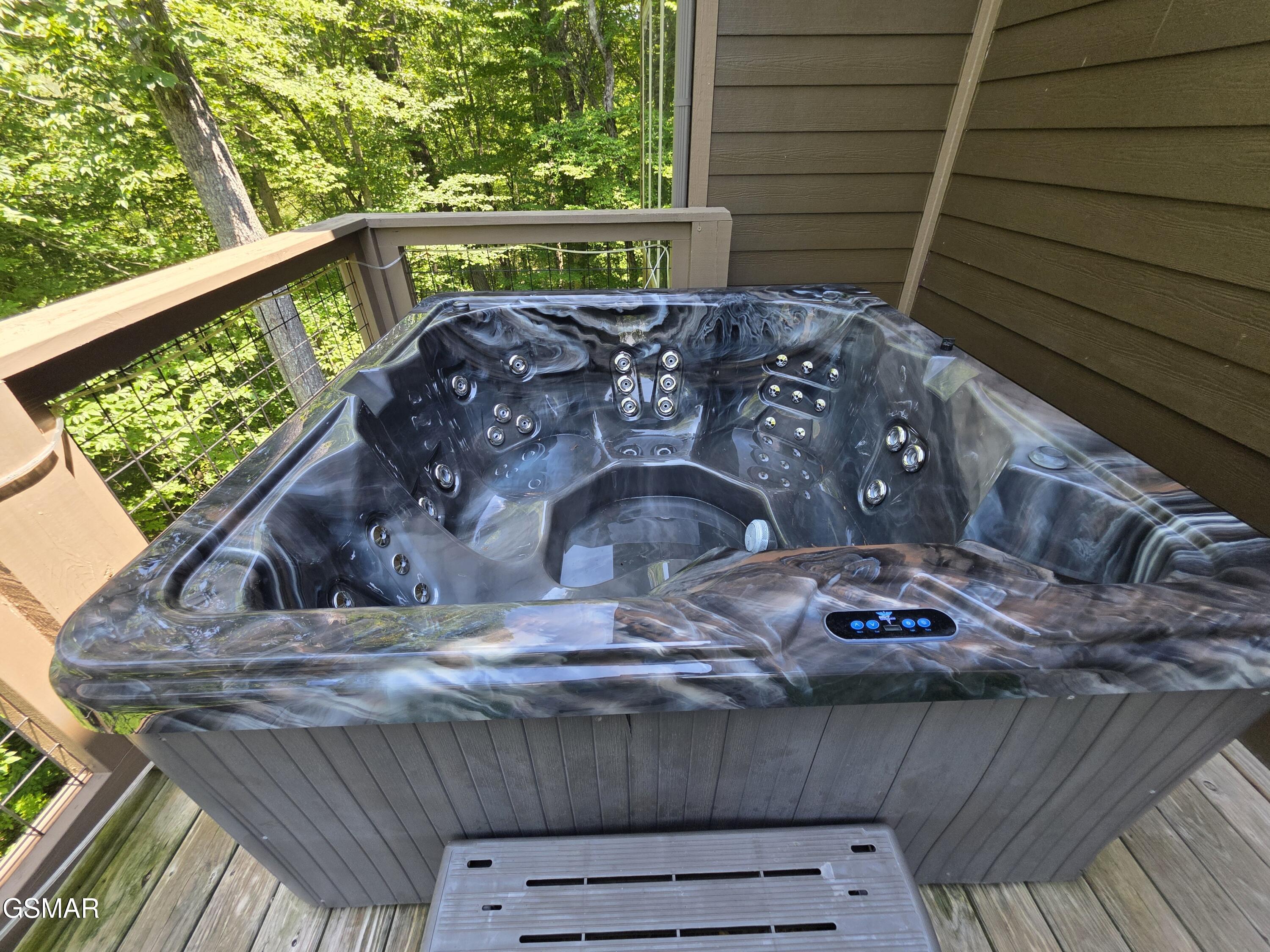 910 Saddle Creek Way Sevierville TN 37862