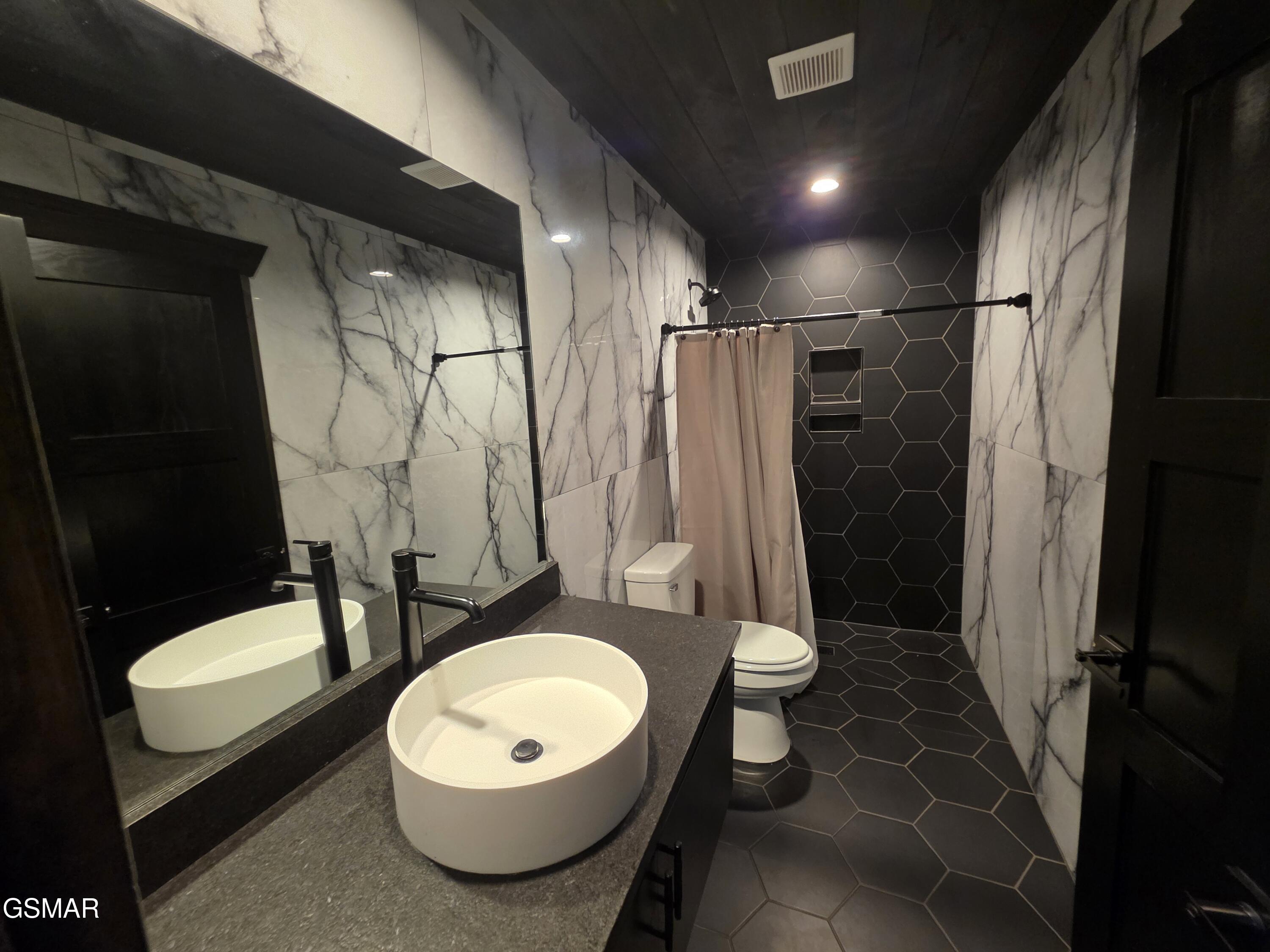 910 Saddle Creek Way Sevierville TN 37862