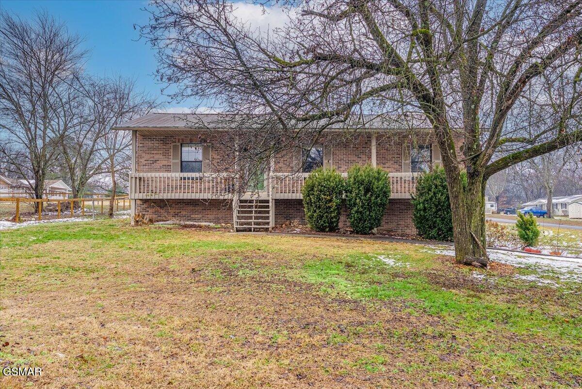 1605 Rolling Hills Drive Dandridge TN 37725