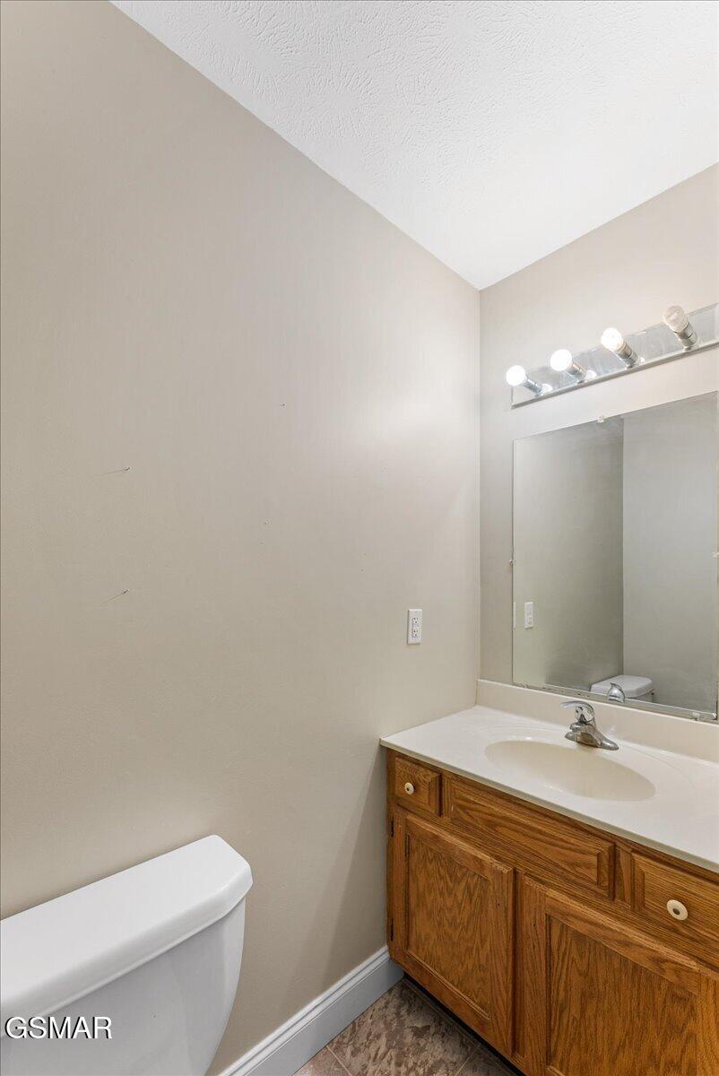 1605 Rolling Hills Drive Dandridge TN 37725