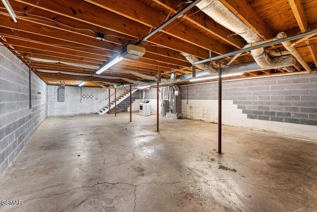 1605 Rolling Hills Drive Dandridge TN 37725