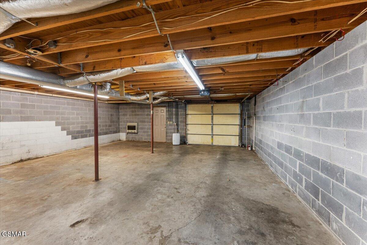 1605 Rolling Hills Drive Dandridge TN 37725