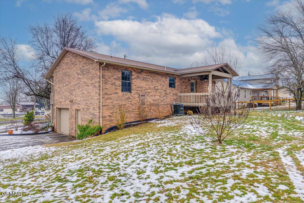 1605 Rolling Hills Drive Dandridge TN 37725