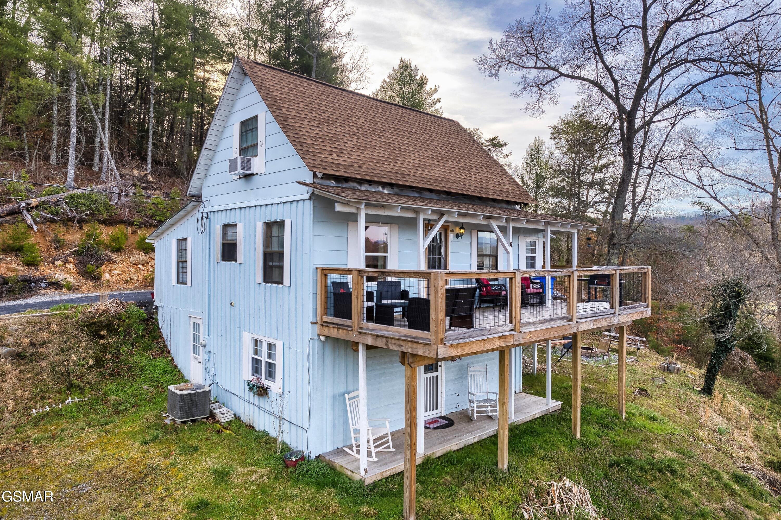 1174 Sharp Road Sevierville TN 37876