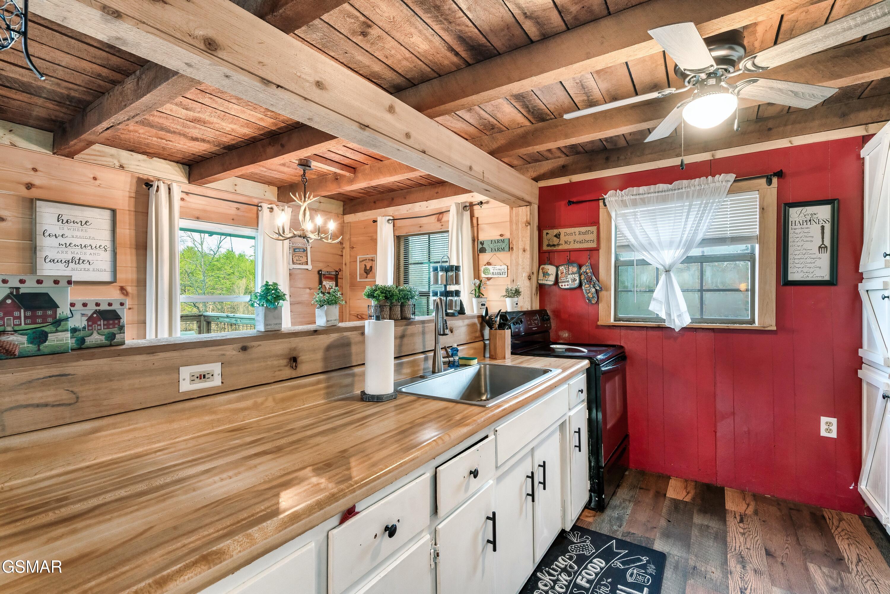 1174 Sharp Road Sevierville TN 37876