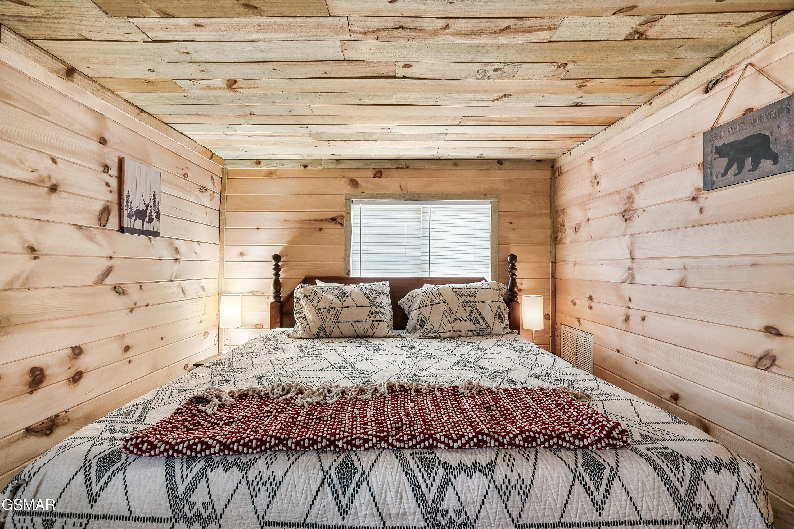 1174 Sharp Road Sevierville TN 37876