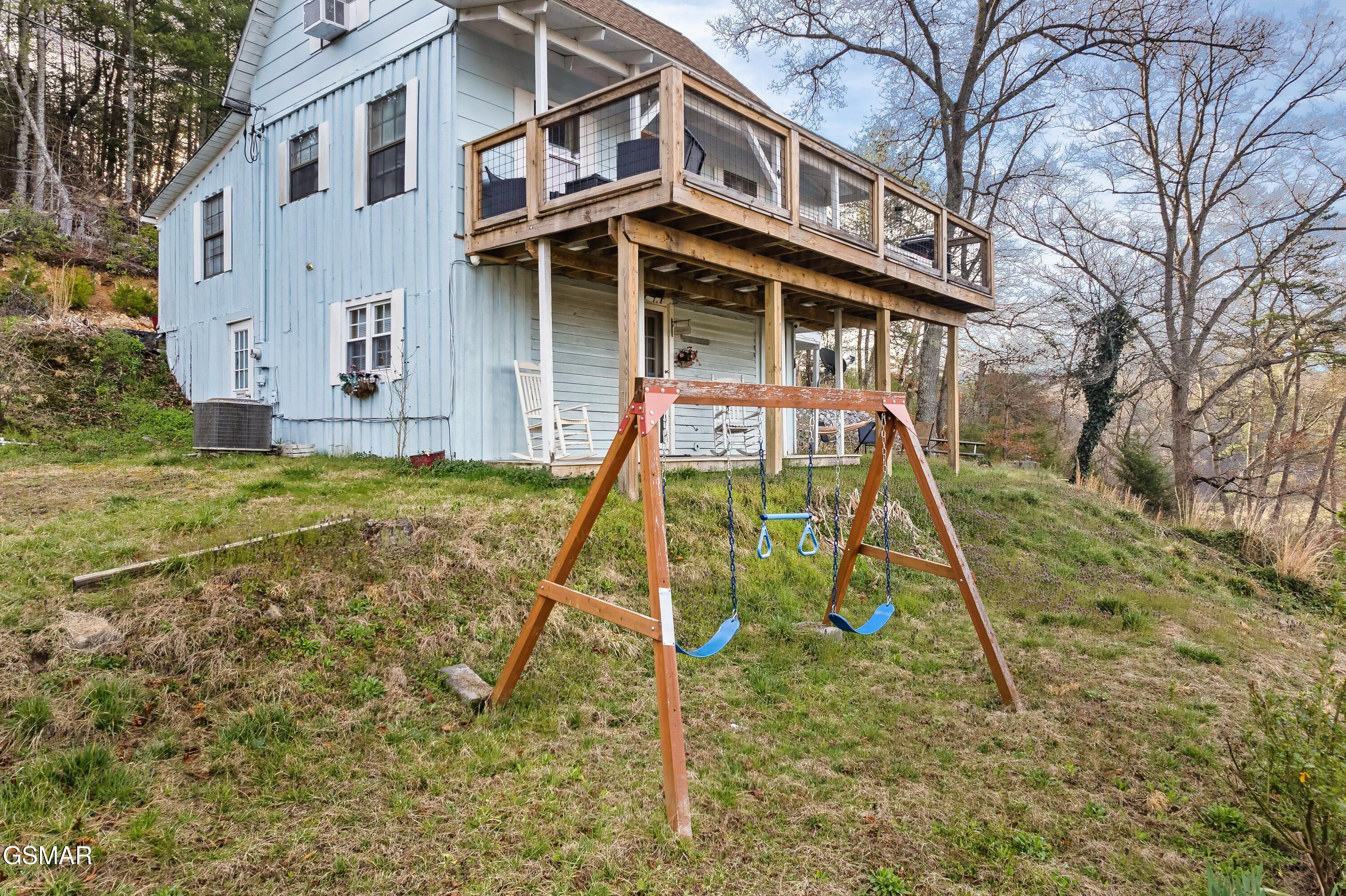 1174 Sharp Road Sevierville TN 37876