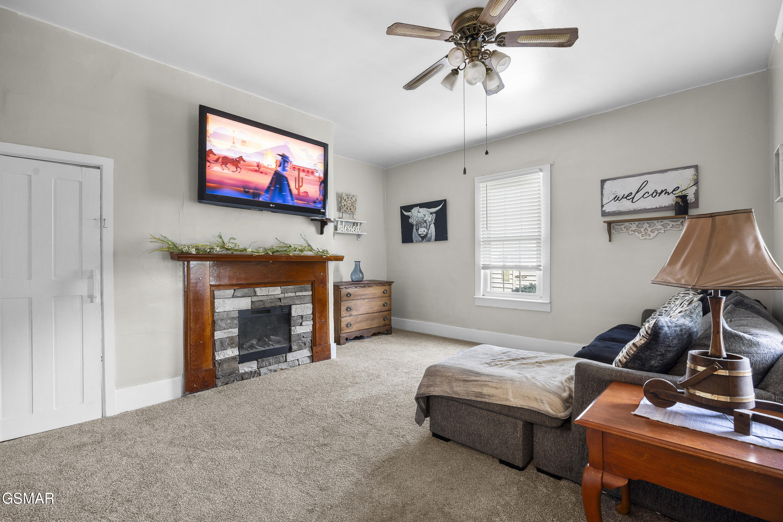 871 Hinkle Road Dandridge TN 37725