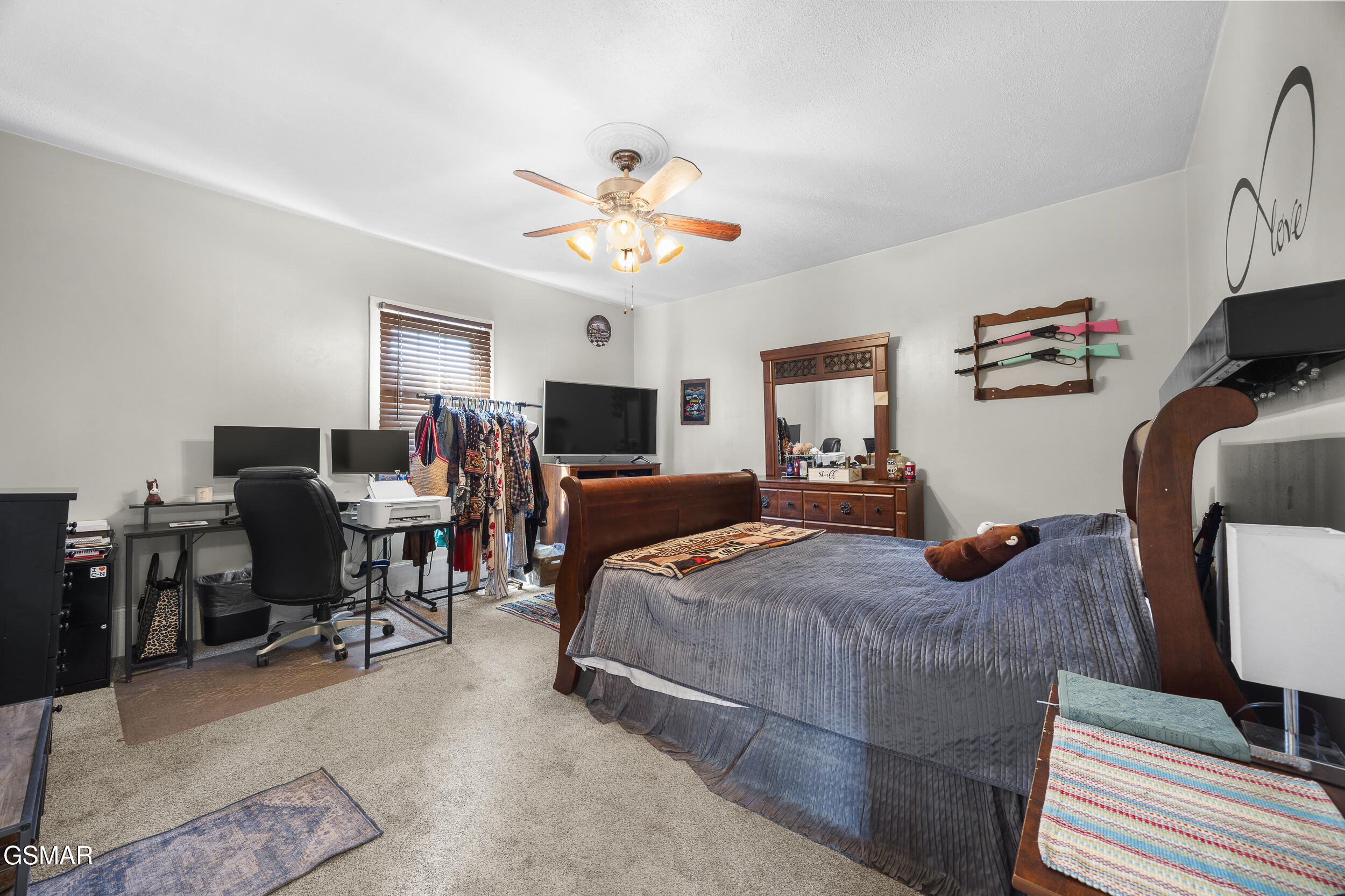 871 Hinkle Road Dandridge TN 37725