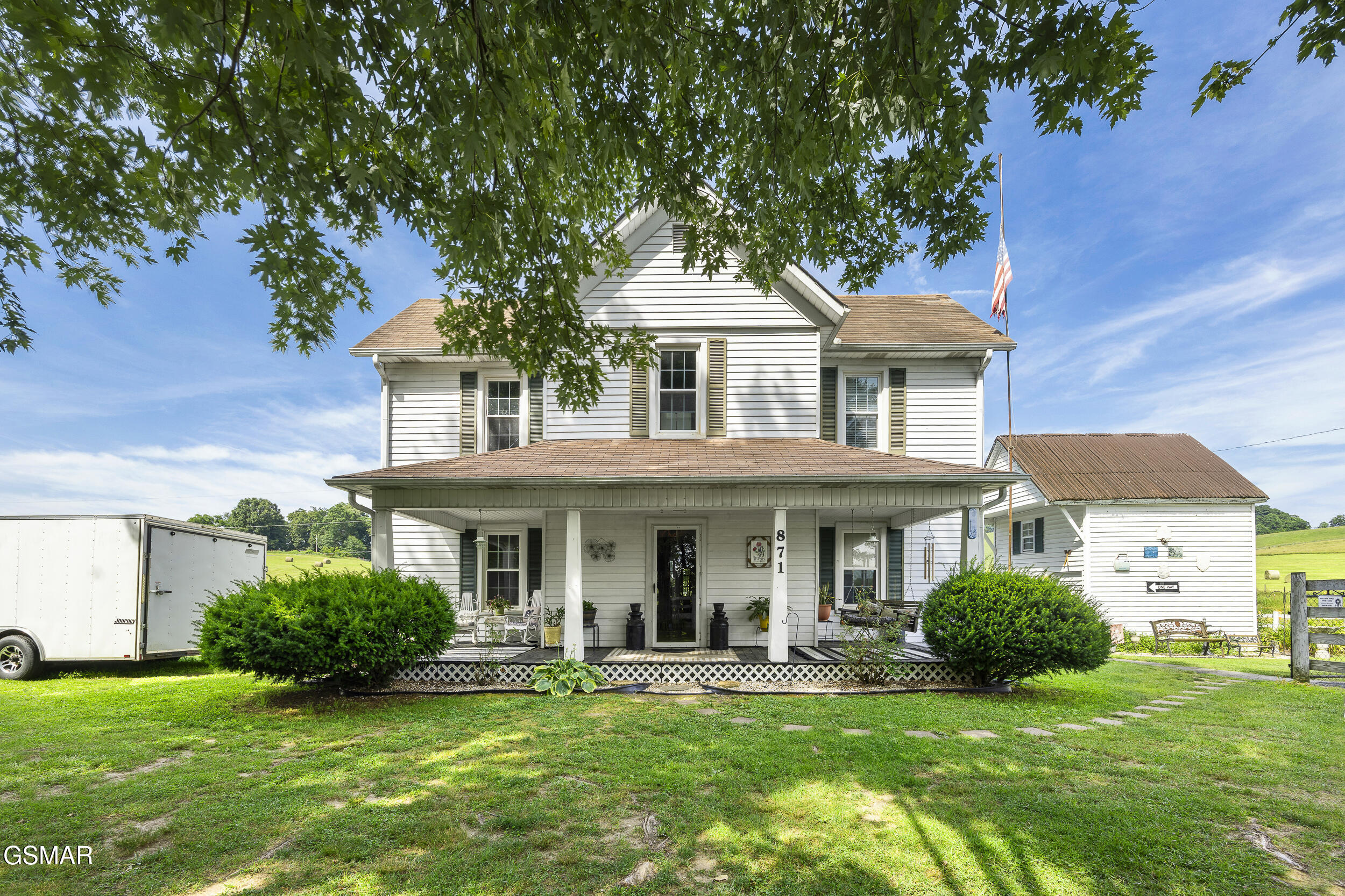 871 Hinkle Road Dandridge TN 37725