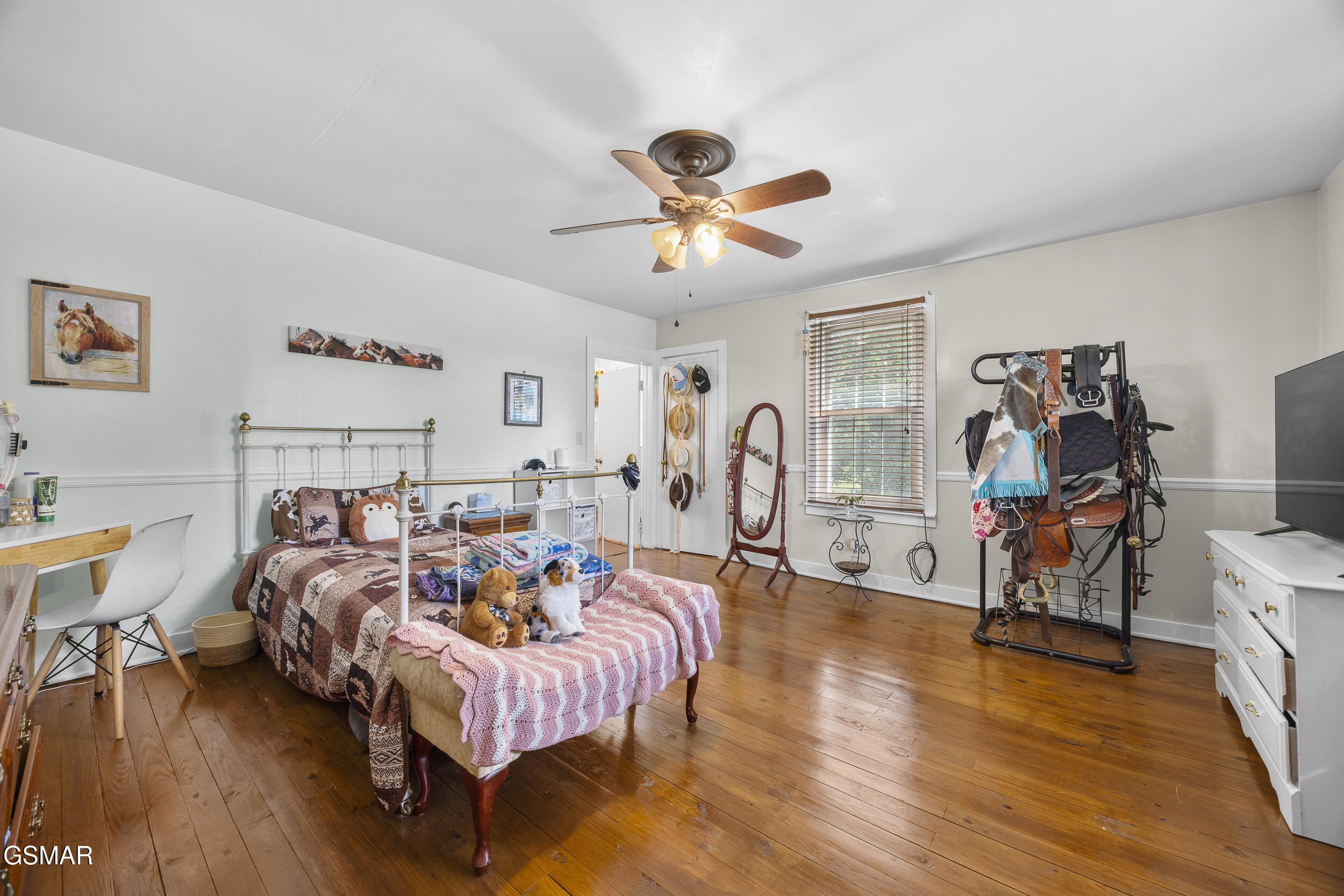 871 Hinkle Road Dandridge TN 37725