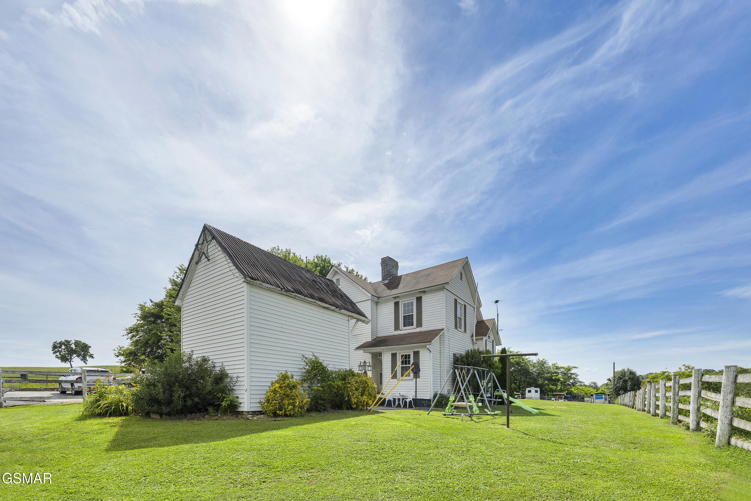 871 Hinkle Road Dandridge TN 37725