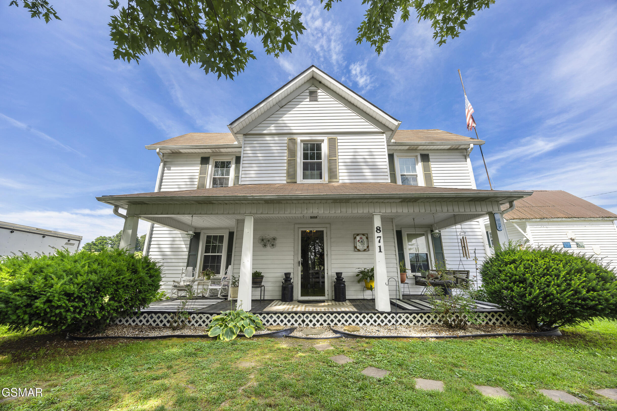871 Hinkle Road Dandridge TN 37725