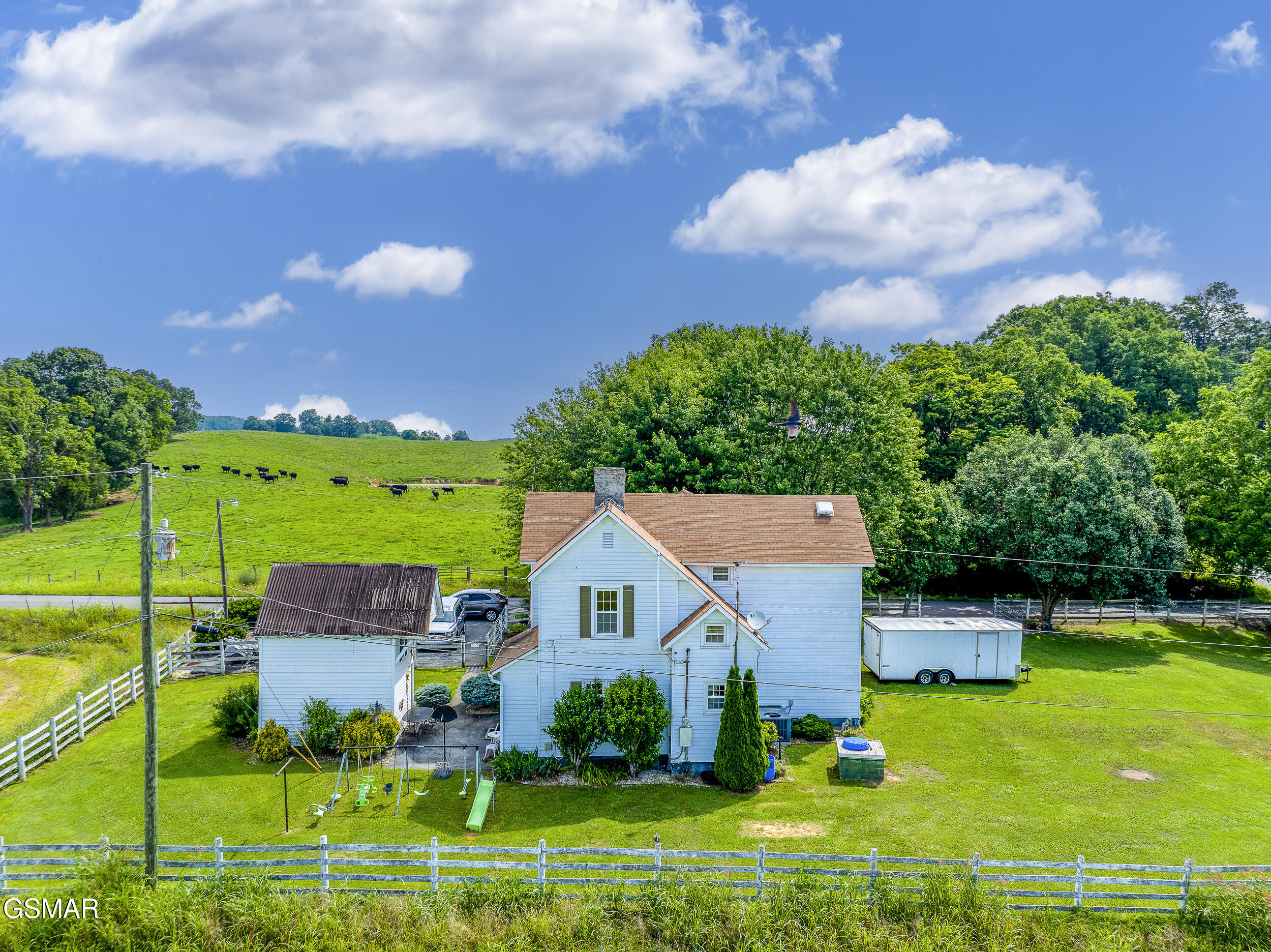 871 Hinkle Road Dandridge TN 37725