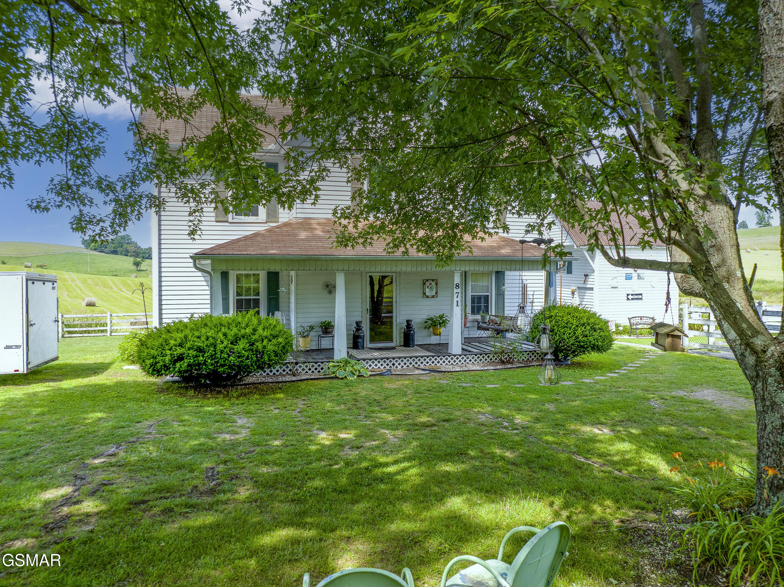 871 Hinkle Road Dandridge TN 37725