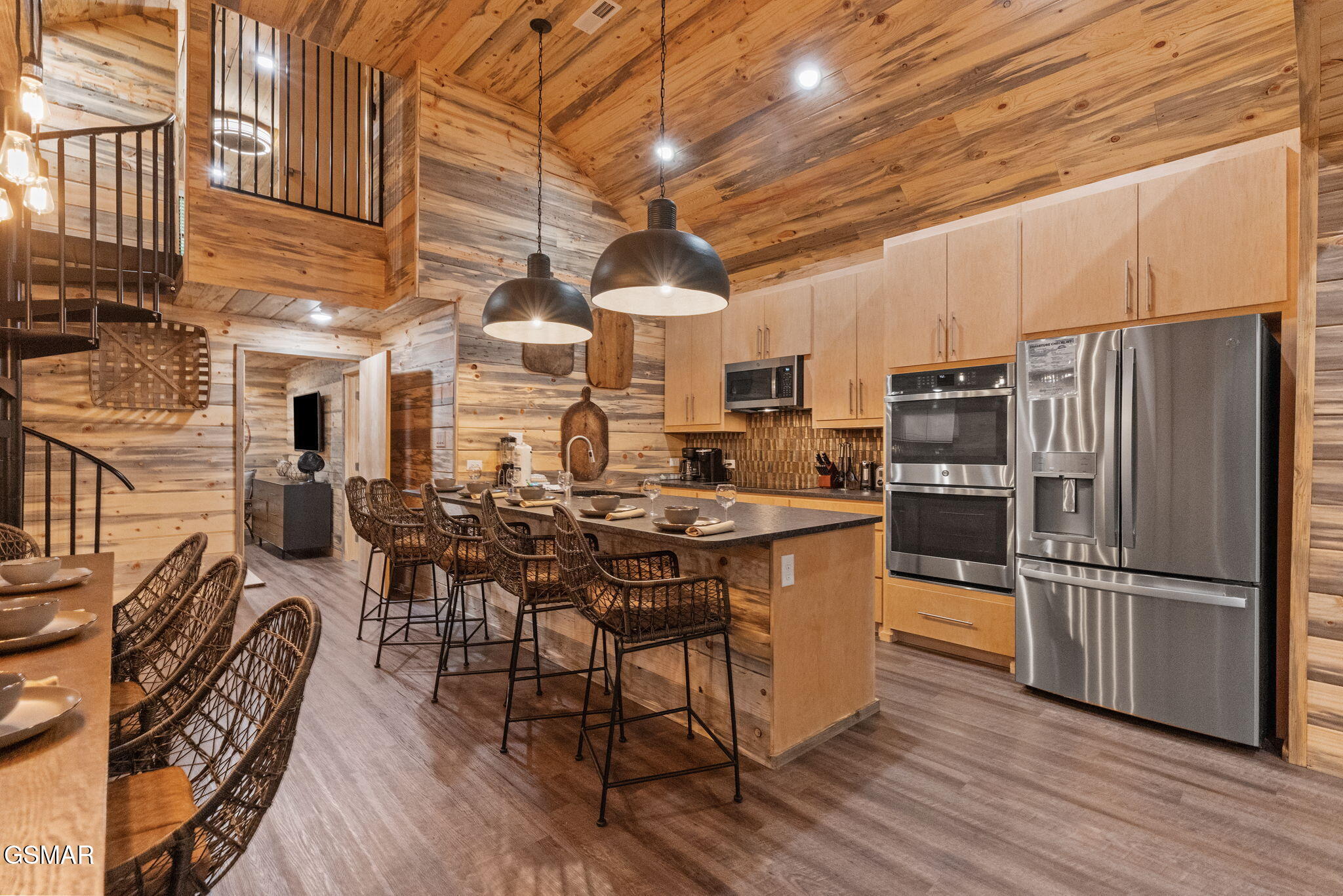 1421 Silver Poplar Lane Sevierville TN 37876