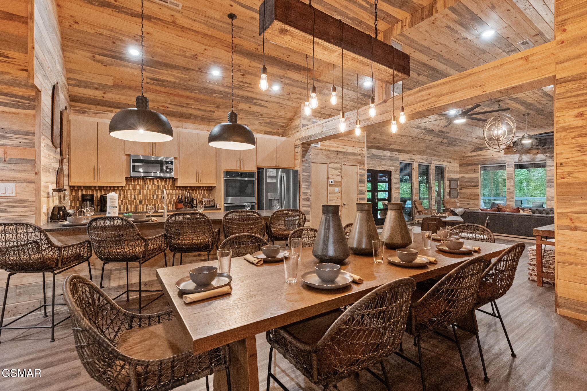 1421 Silver Poplar Lane Sevierville TN 37876