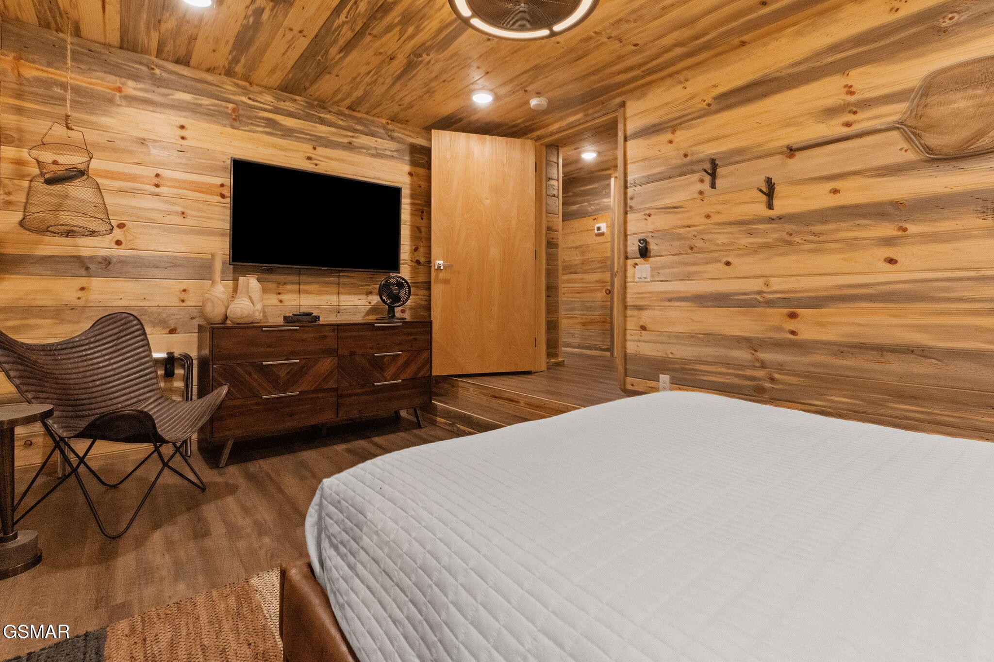 1421 Silver Poplar Lane Sevierville TN 37876