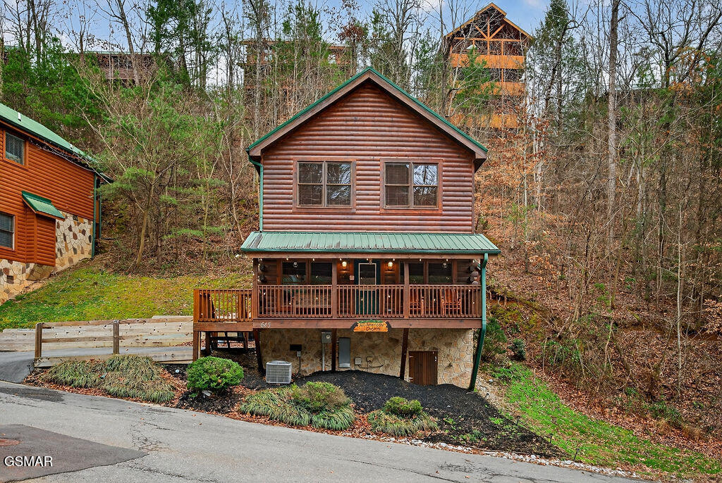 645 Chickasaw Gap Way Pigeon Forge TN 37863