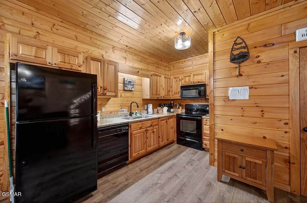 645 Chickasaw Gap Way Pigeon Forge TN 37863