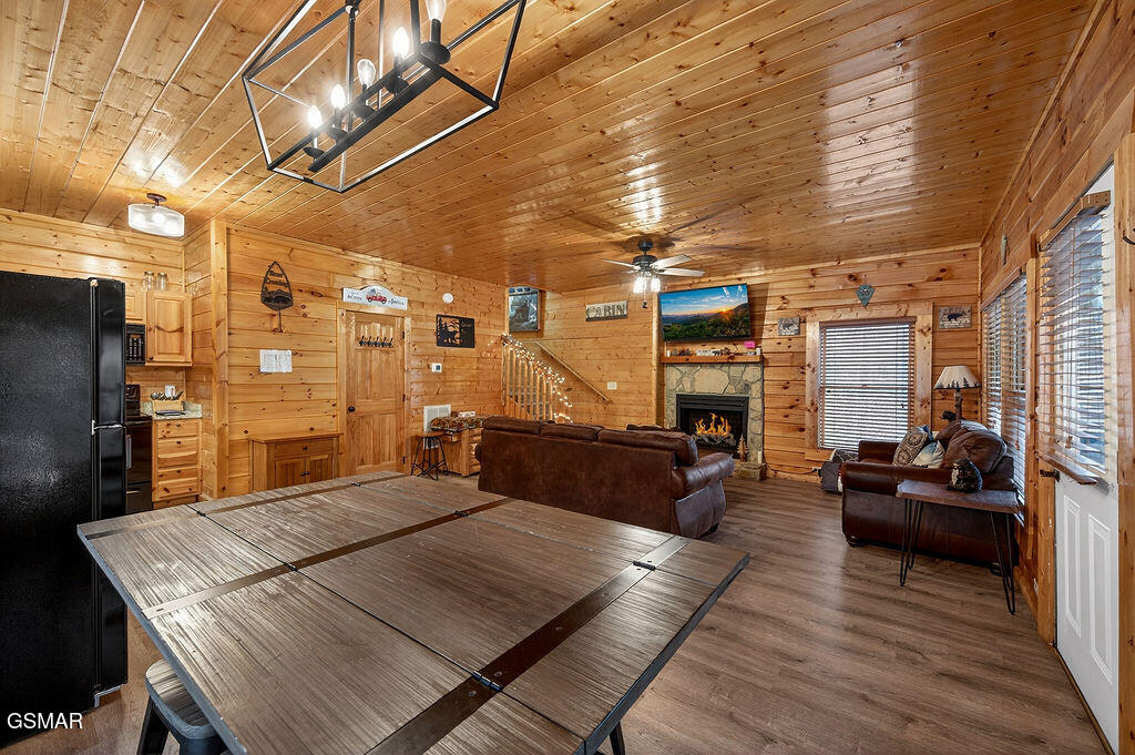 645 Chickasaw Gap Way Pigeon Forge TN 37863