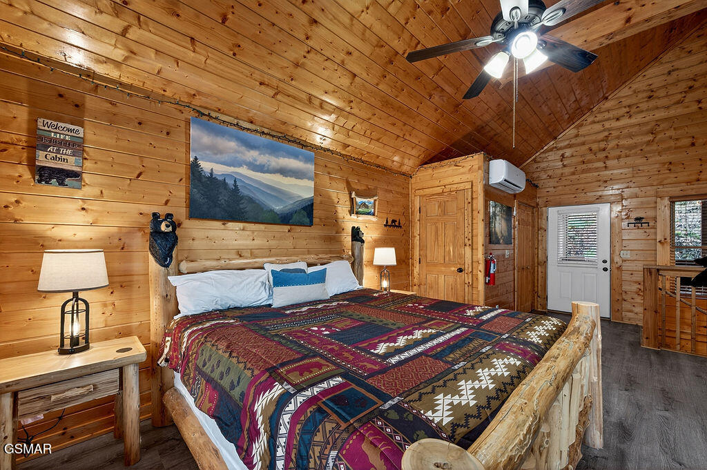 645 Chickasaw Gap Way Pigeon Forge TN 37863