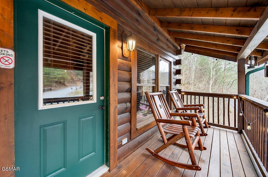 645 Chickasaw Gap Way Pigeon Forge TN 37863