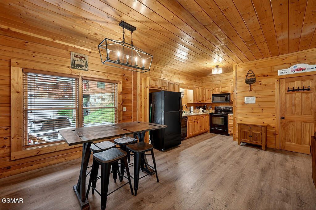 645 Chickasaw Gap Way Pigeon Forge TN 37863