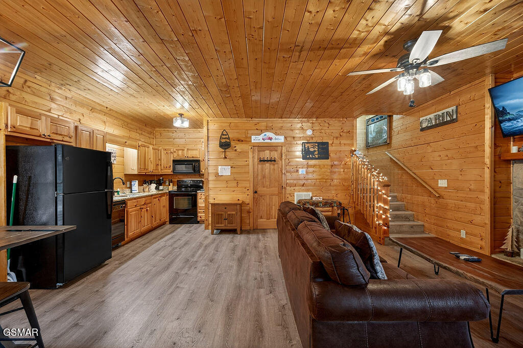 645 Chickasaw Gap Way Pigeon Forge TN 37863