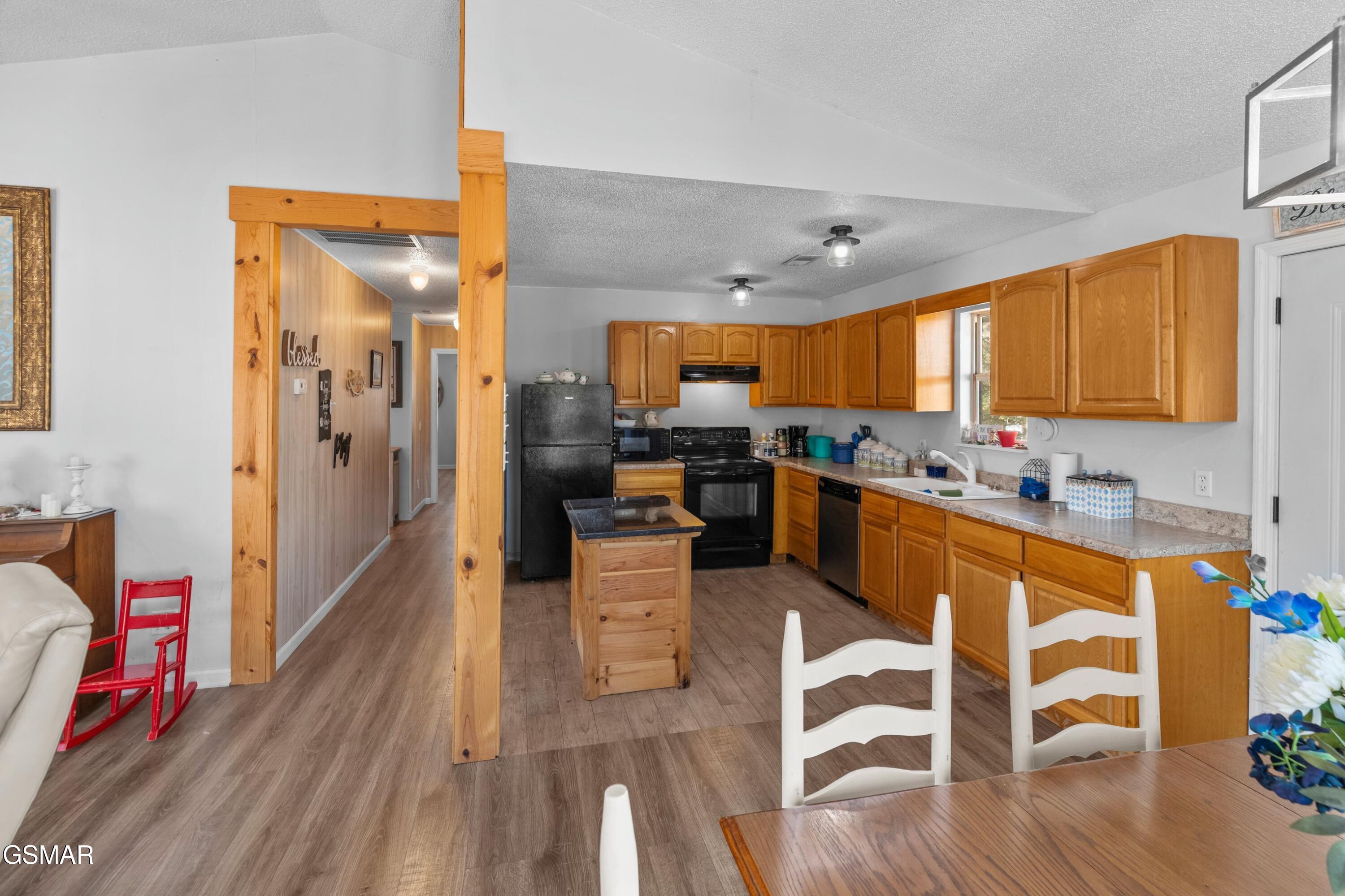 1573 Old Chisholm Trail Dandridge TN 37725