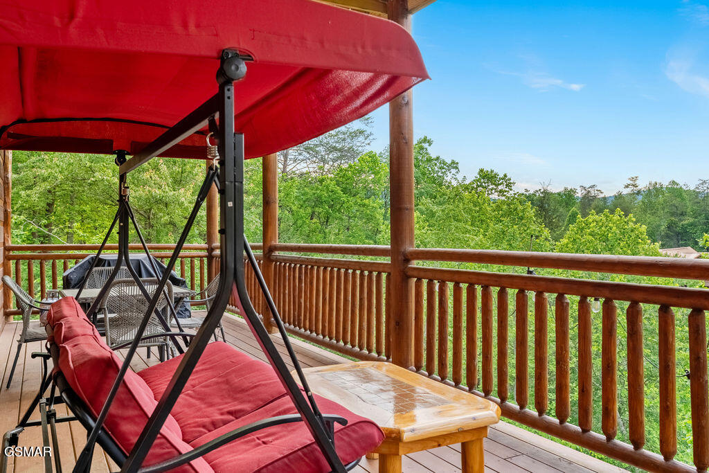 2864 Owens Rdg Way Sevierville TN 37876