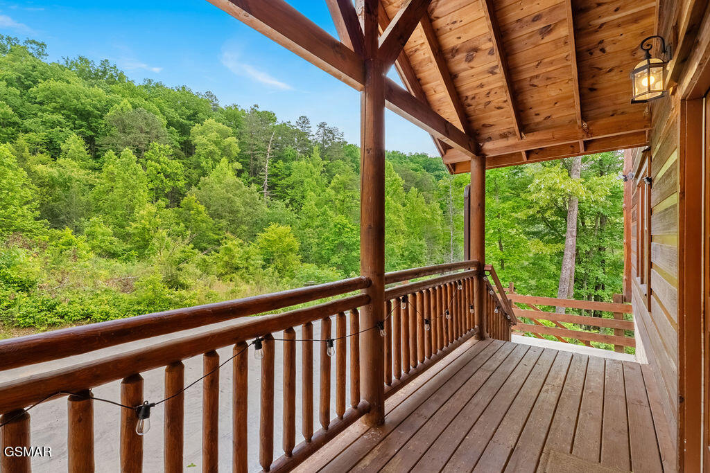 2864 Owens Rdg Way Sevierville TN 37876