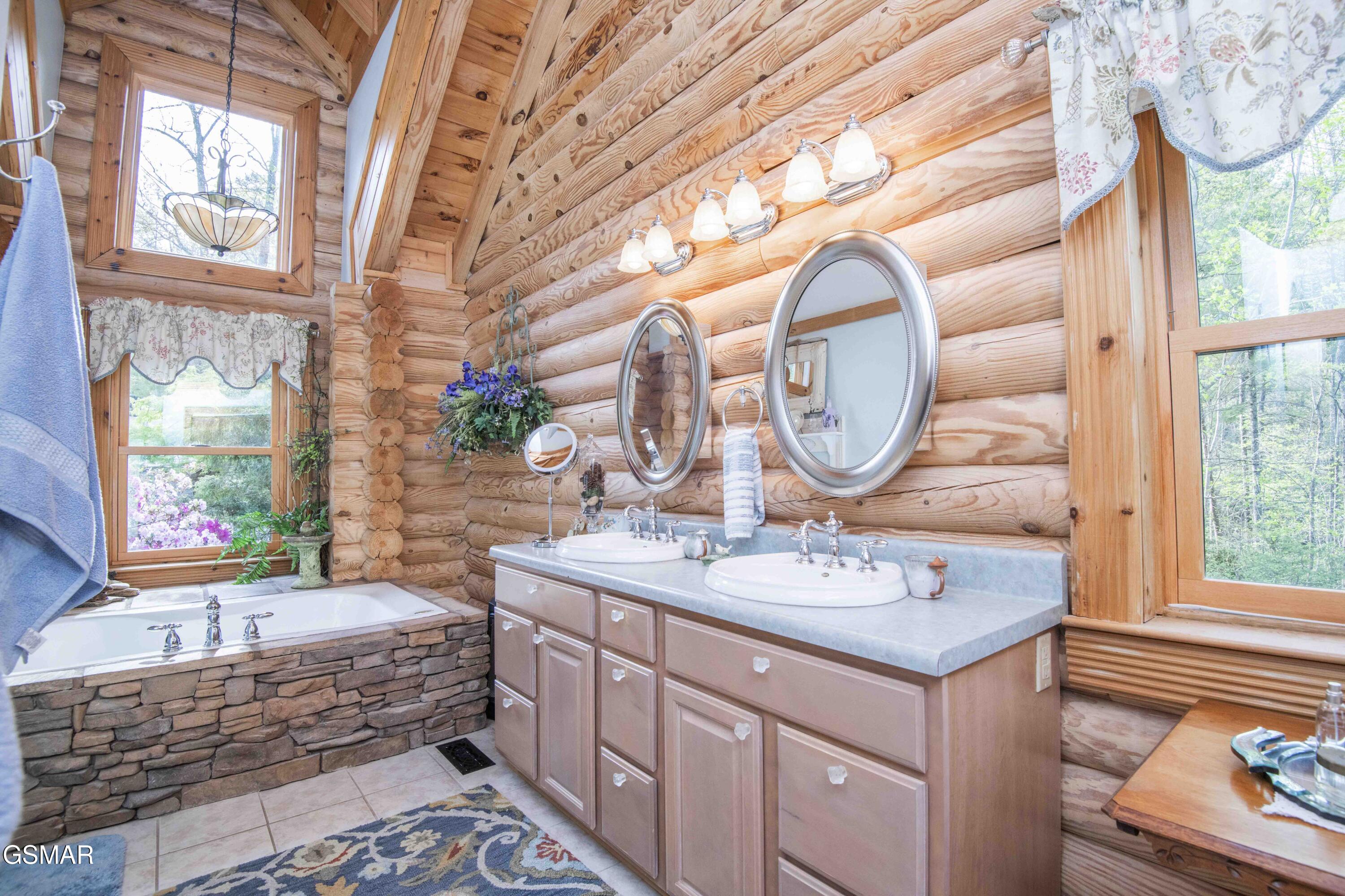 3123 Rocking Chair Lane Sevierville TN 37862
