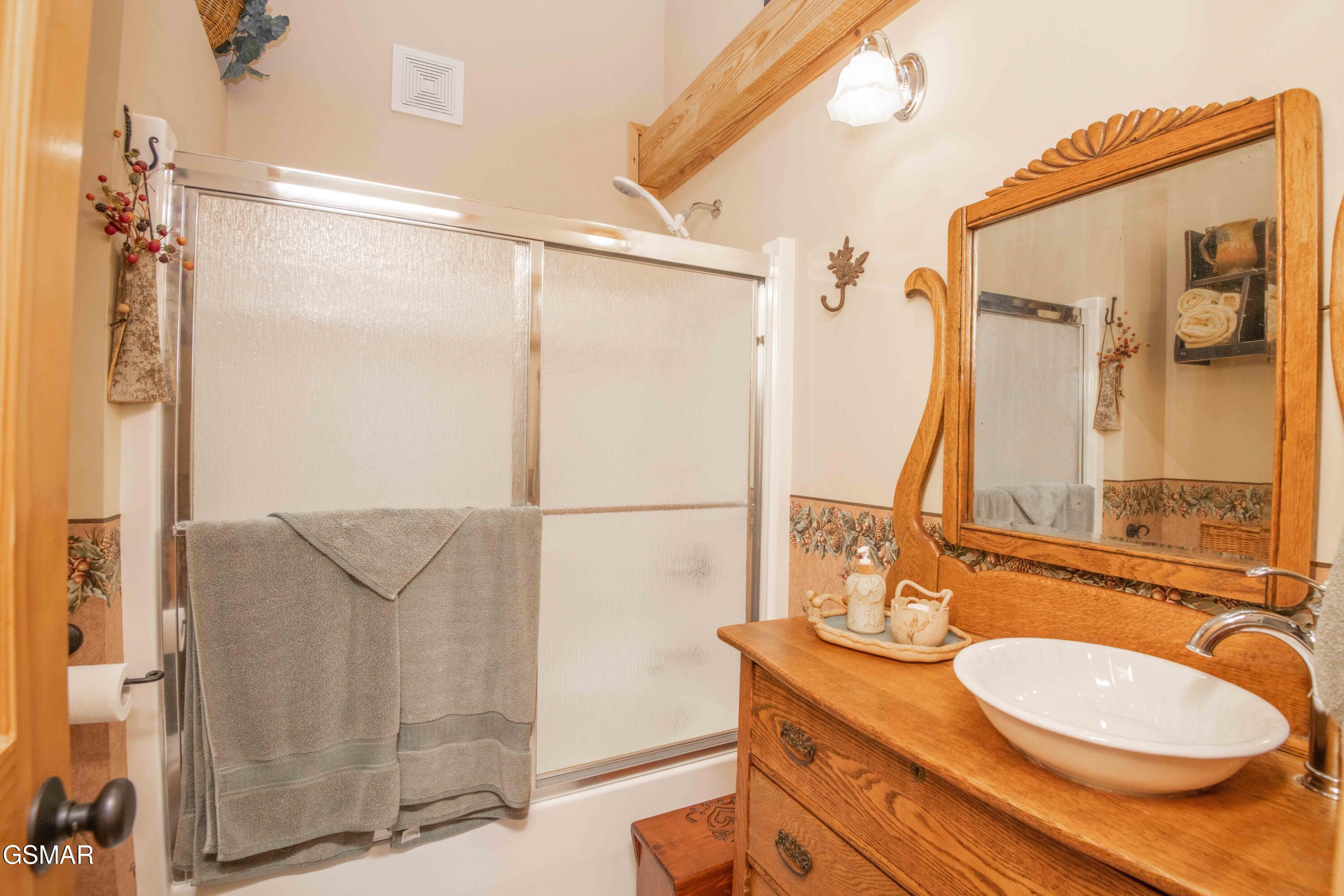 3123 Rocking Chair Lane Sevierville TN 37862