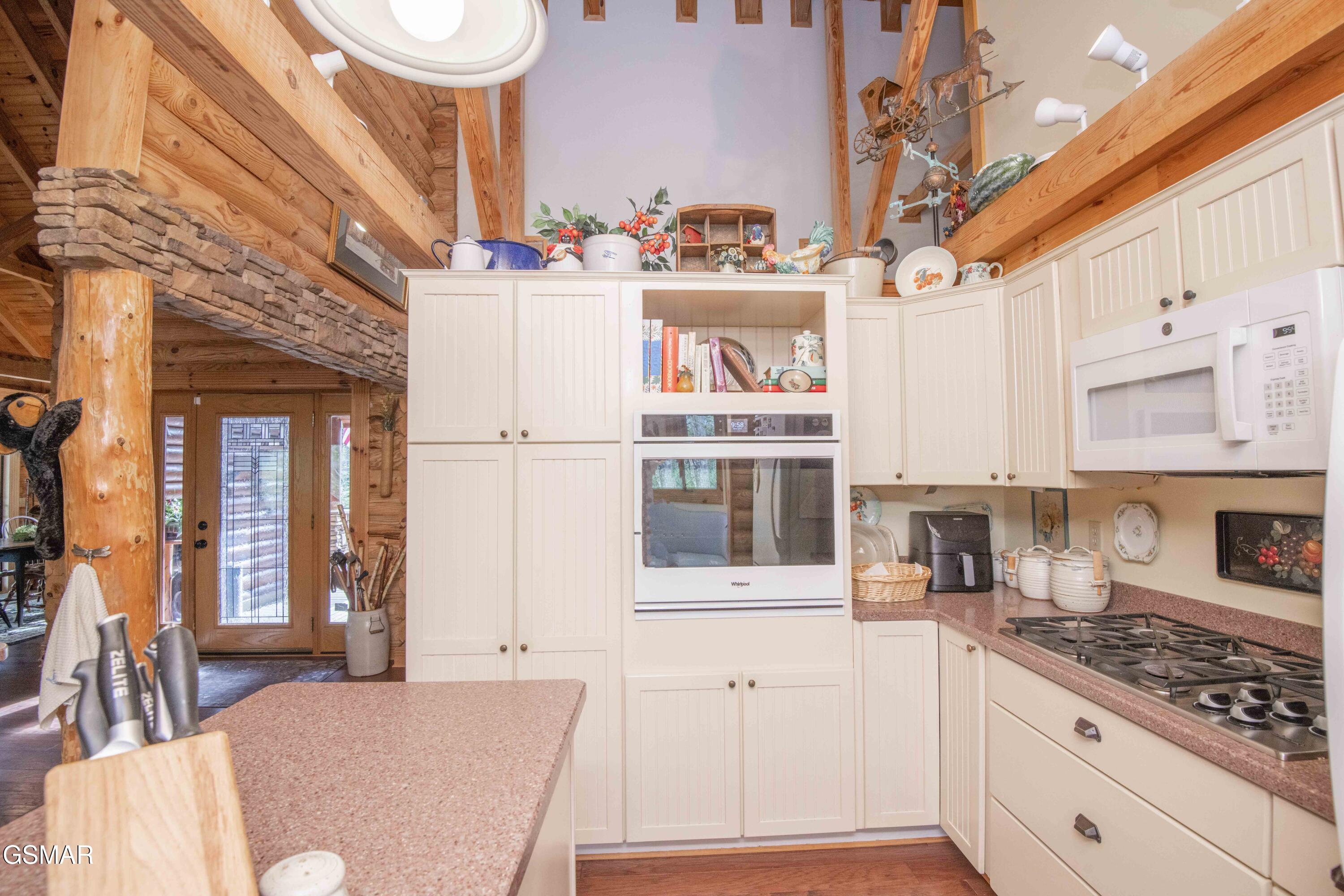 3123 Rocking Chair Lane Sevierville TN 37862