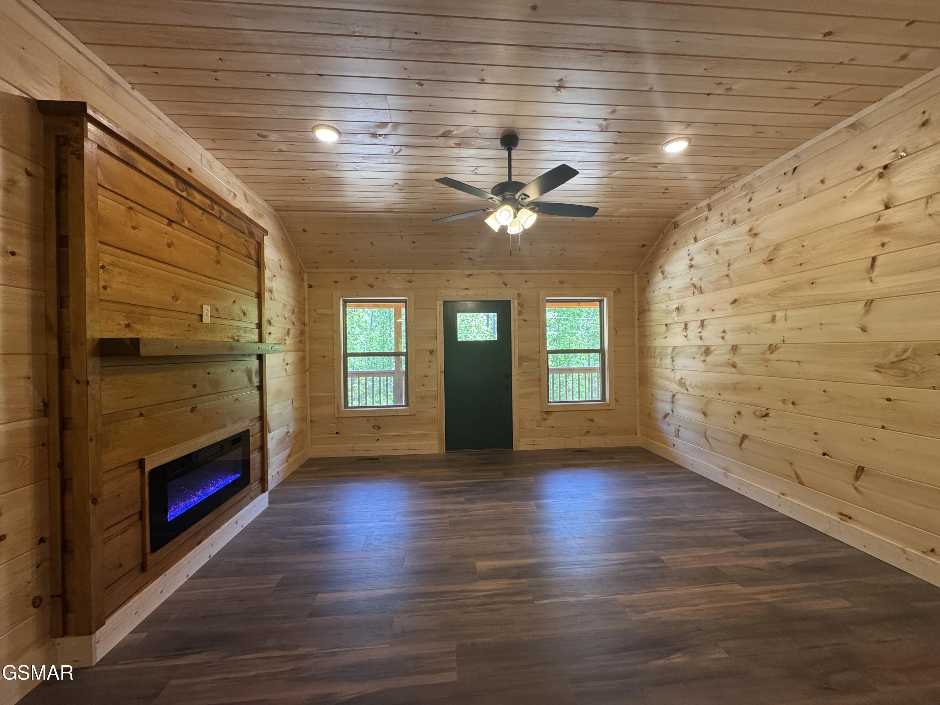 4002 Wears Cove Road Sevierville TN 37862